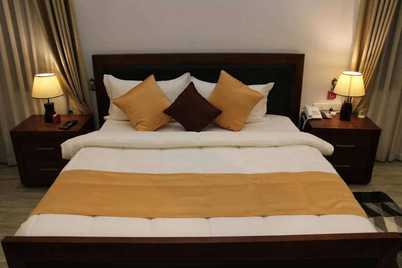 ***** Hotel Sky Gate Kandy Sri Lanka