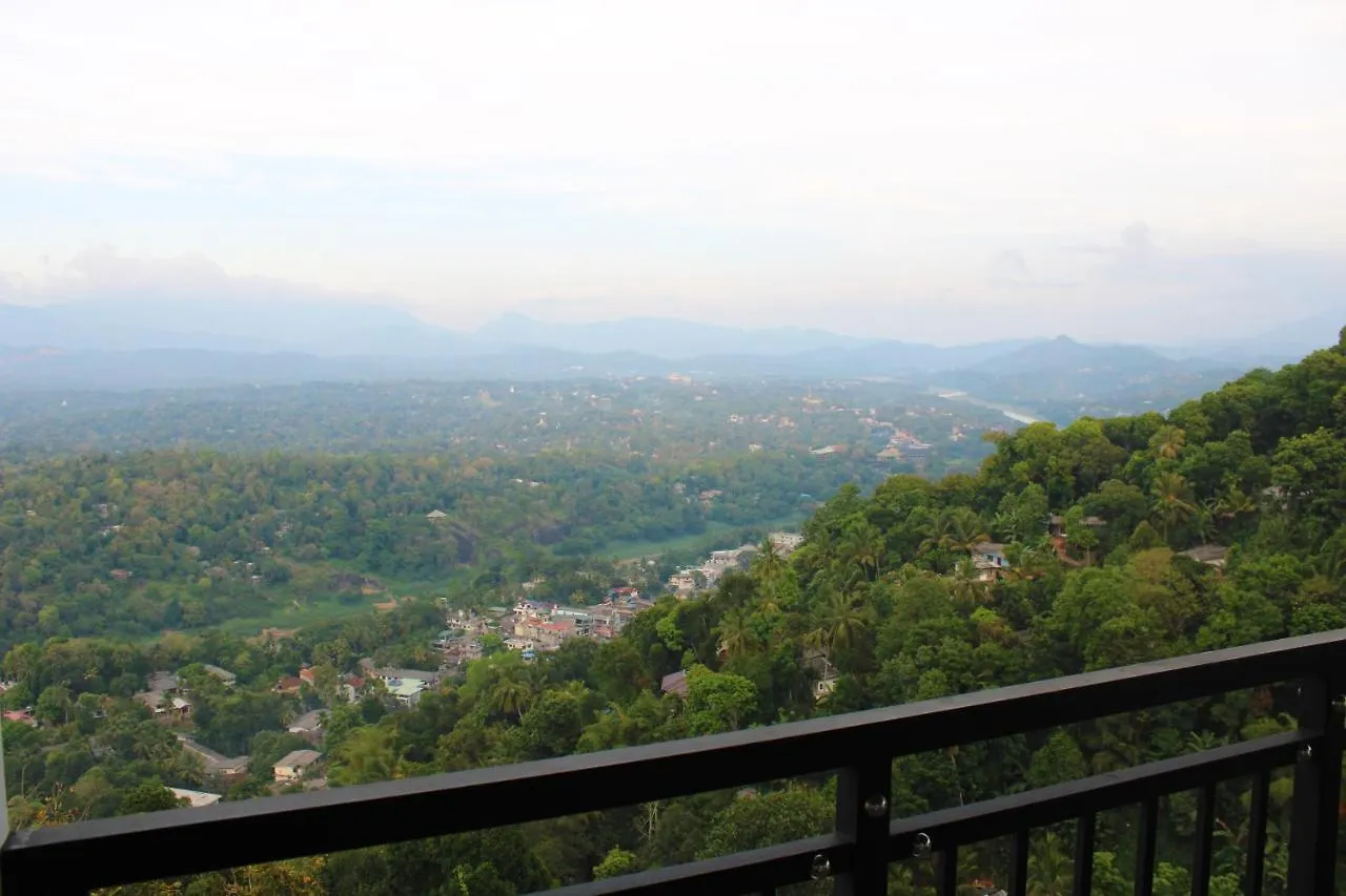 ***** Hotel Sky Gate Kandy Sri Lanka